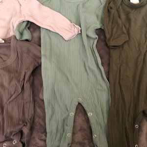 Kate Quinn onesie, footie &romper bundle 0-3 m